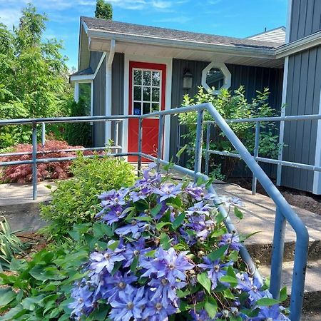 Maple Tree Cottage License # 058-2022 Niagara-on-the-Lake المظهر الخارجي الصورة