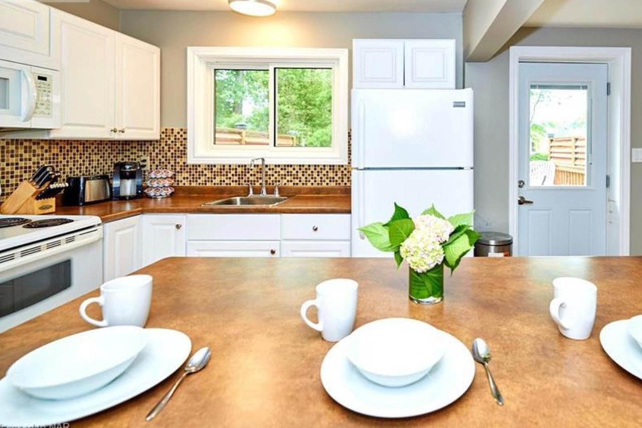 Maple Tree Cottage License # 058-2022 Niagara-on-the-Lake المظهر الخارجي الصورة
